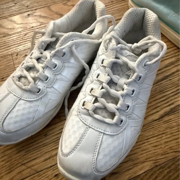 chase cheer shoes - Picture 4 of 4